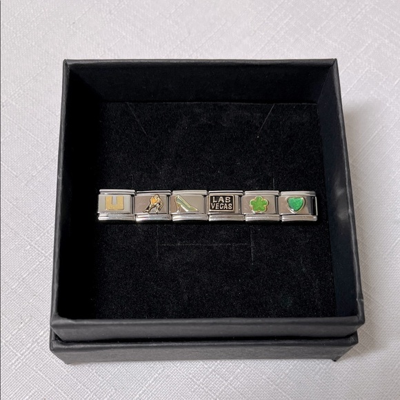 Variety brands Lot 6 Charms for Bracelet Stainless Steel Italy Stretch Vintage - Picture 1 of 5